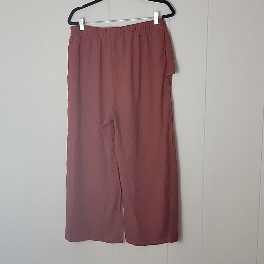 Rust crop pant - Picture 3 of 3